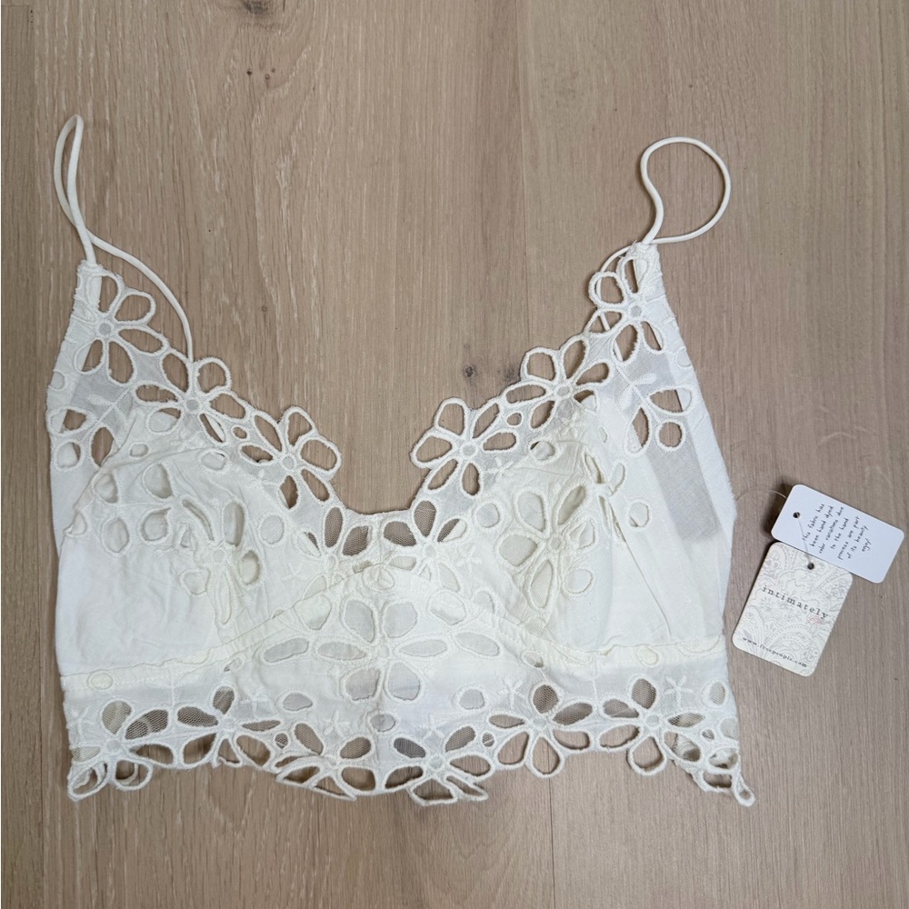 NWT ✨ Free People Intimately ‘Asteria Bralette’ Hand Dyed White Sz Small $48